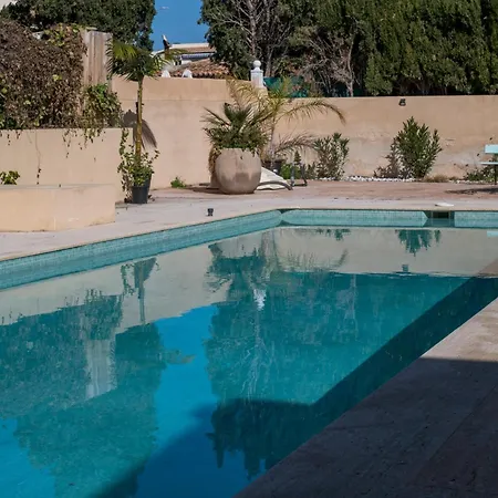 Appartement Acogedor Con Jardin En 2