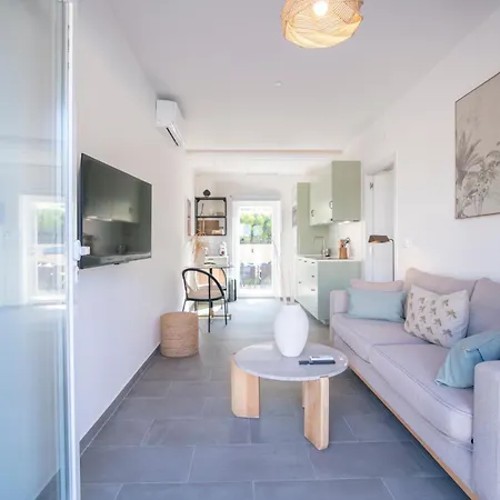 Acogedor Con Jardin En 2 Apartment *